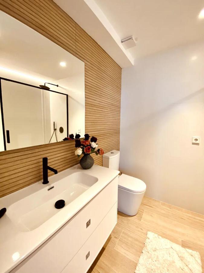 Modern Beachfront Townhouse Villa Perello  Exterior photo