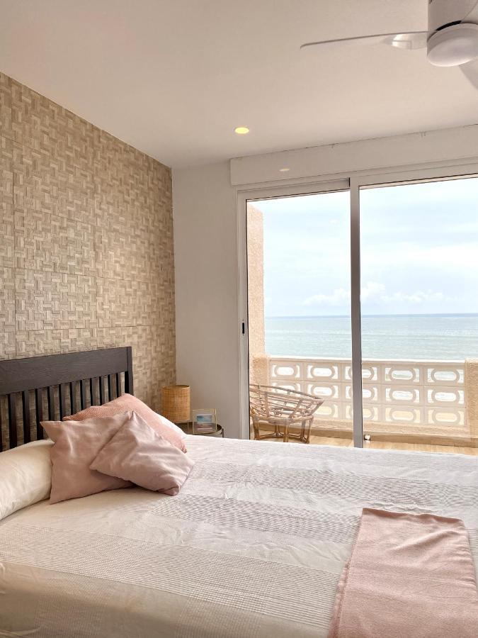 Modern Beachfront Townhouse Villa Perello  Exterior photo